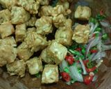 Foto langkah ke 2 dari resep Tempe goreng sambal matah.