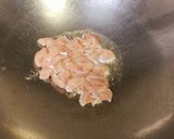白醬德腸海鮮義大利麵的食譜步驟3照片