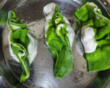 சிக்கன் மோமோஸ் (முட்டைகோஸ் இலை shape  மற்றும் ரோஸ் shape)(Chicken momos recipe in tamil) ரெசிபி ஸ்டேப் 12 புகைப்படம்