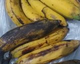 Foto langkah ke 1 dari resep Jajan pasar pisang kukus / pisang rebus.