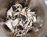 Foto del paso 3 de la receta Crema de champiñones y puerro