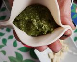 Foto del paso 4 de la receta: Empanadas de verdura, atún y queso. Económicas!