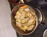 A picture of step 2 of Stew Chicken Wings.