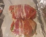 A picture of step 7 of Stuffed Chicken breast wrapped in Bacon.