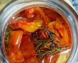Foto del paso 4 de la receta: Tomates Confitados al Romero y Ajo