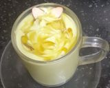 A picture of step 3 of Aligator Pear Milkshake.