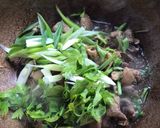รูปขั้นตอนการทำที่ 3 ของ ไก่กับตับผัดขิง คีโต