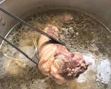 Hình bước làm 1 của món Bò luộc sả cuốn bánh tráng