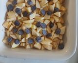 Une image de l'étape 3 de Crumble aux pommes et chocolat.