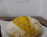 Foto langkah ke 19 dari resep Kunyit Chia Seed Sourdough Bread.