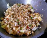 Foto langkah ke 4 dari resep Nasi Goreng Ceria.