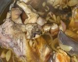 A picture of step 1 of Beef Payya (Trotters).