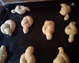 A picture of step 6 of Garlic Buttery Knots.