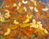 A picture of step 5 of Veggie stirfry with oystermushrooms.