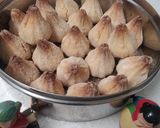 A picture of step 12 of Stuffed Rava Atta Modak Cookies.