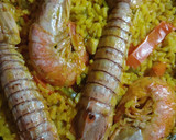 Foto del paso 6 de la receta: Arroz con gambones y galeras