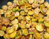 A picture of step 6 of Ivy gourd pepper fry.