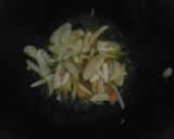 Foto langkah ke 1 dari resep Tumis Bayam Bawang Putih.
