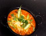 A picture of step 8 of Mushroom peas masala.