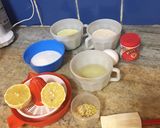 Foto del paso 1 de la receta: Budín integral con harina de arvejas y limón