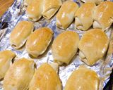 A picture of step 1 of Bread Stuffed with Egg.