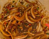 Foto langkah ke 4 dari resep Udang Goreng Mentega Pedas.