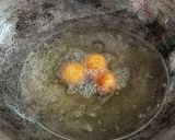 A picture of step 3 of Mawa gulab jamun.