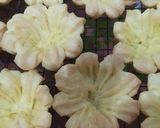 Foto langkah ke 4 dari resep Sus bunga.