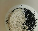 Foto langkah ke 2 dari resep Pasta Wijen Hitam.