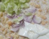 A picture of step 6 of Bondi chana chaat.