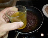 Foto del paso 5 de la receta: Solomillo de cerdo con vino tinto y nueces