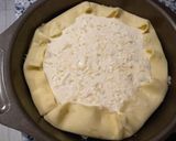 Foto del paso 5 de la receta Quiche de puerros y gambas
