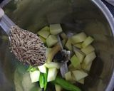 A picture of step 2 of Mango - Coriandor Spicy Chutney.