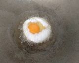 Foto langkah ke 1 dari resep Ceplok Telur Sambal Kemiri #PR_AdaKecapManisnya.