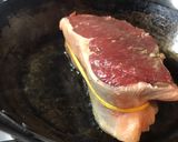 Foto del paso 6 de la receta: Bife de chorizo relleno con hongos y vegetales glaseados