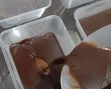 Foto langkah ke 5 dari resep Puding CokLaT Ala KFC.