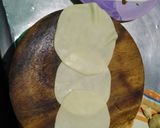 A picture of step 4 of Momos with mango shake,vanilla icecream.
