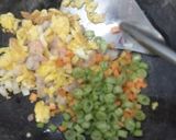 Foto langkah ke 3 dari resep Nasi Goreng Putih.