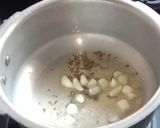 दुधी भोपळ्याची भाजी (dudhi bhopalyachi bhaji recipe in marathi) रेसिपी स्टेप 2 फोटो