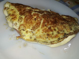 Omelette de queso y tomate