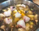 Foto del paso 6 de la receta: Garbanzos con rape y kale