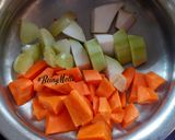 A picture of step 1 of Carrot - Gooseberry Soup.