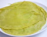 Foto langkah ke 3 dari resep Matcha Towel Crepe Roll Cake.