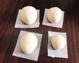Hình bước làm 4 của món Làm bánh bao chuột xinh đón năm mới nào !