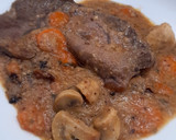 Foto del paso 10 de la receta: Fricandó de ternera con champiñones