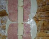 Foto del paso 2 de la receta: Rosas de empanadas de jamón y queso