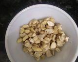 A picture of step 1 of Shahi paneer.