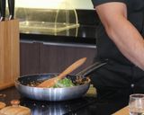 Foto langkah ke 7 dari resep MENU SAHUR RESEP PASTEL TUTUP FEAT. FIRHAN RUNNER-UP MASTERCHEF INDONESIA S6.