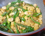 Foto del paso 1 de la receta: Pasta cremosa con espárragos