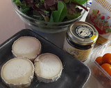 Foto del paso 1 de la receta: Ensalada de queso rulo de cabra